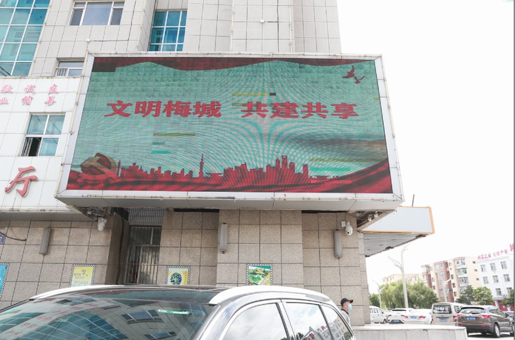 D)XB[Q3H$`5XL6B6X}I@{1Q